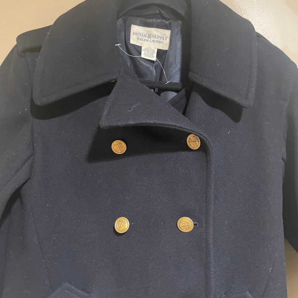 Ralph Lauren wool peacoat with gold buttons - Picture 6 of 9